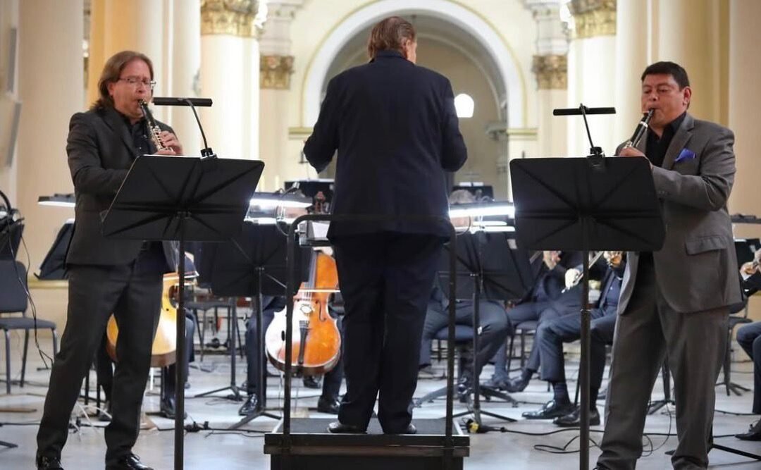 Piezas de concierto No. 1 y No. 2 para clarinete y Orquesta de Felix Mendelssohn, interpretadas por Guillermo Marín y Edwin Rodríguez
